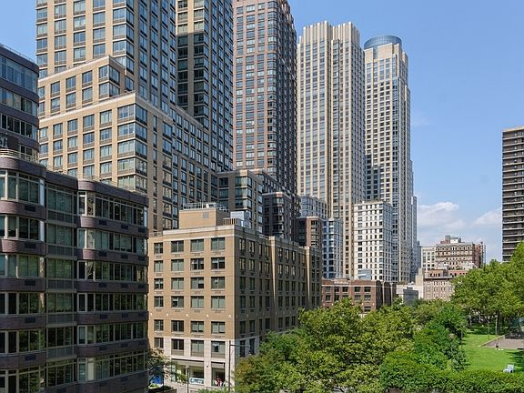 5th image of 303 W 66th St APT 5EW