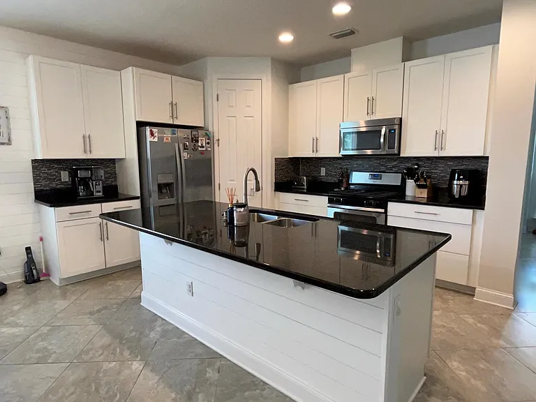 14043 Prater Ct — Photo 6