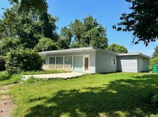 548 Chambers Rd, Saint Louis, MO 63137