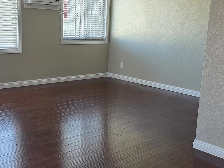 465 E Pasadena St #5 — Photo 6