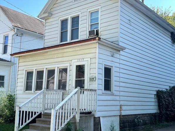 2649 White St, Dubuque, IA 52001