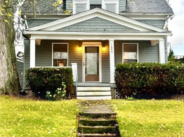 1680 3rd St, Cuyahoga Falls, OH 44221