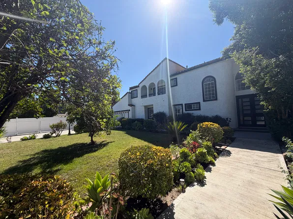 22606 Calvert St, Woodland Hills, CA 91367