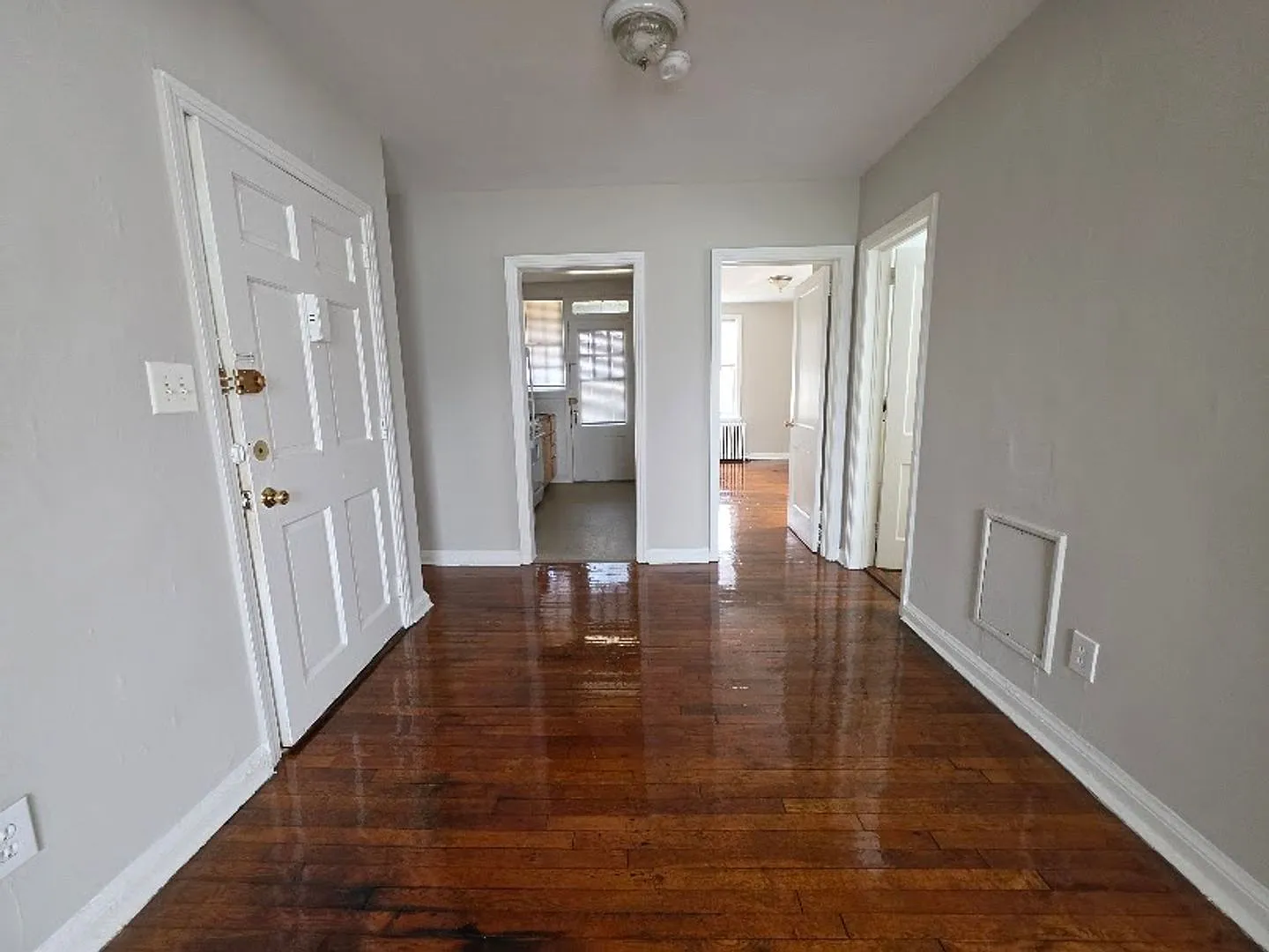 3202 East Capitol St Ne — Photo 4