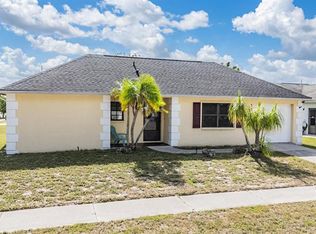 1338 Persimmon Dr, Holiday, FL 34691