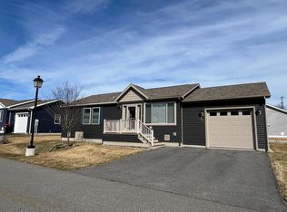 57 Settlement Loop, Kittery, ME 03904