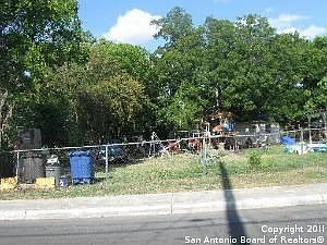 2nd image of 420 S San Ignacio Ave