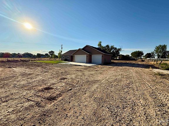 5th image of 5304 E Lewis Ln