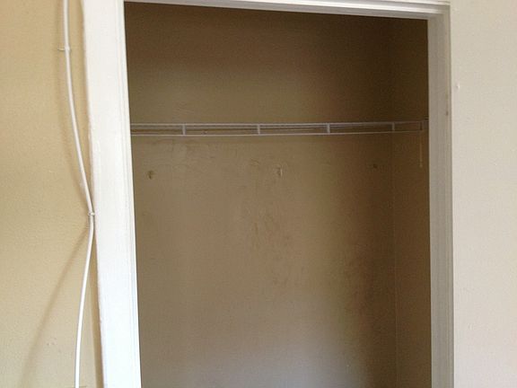 3rd image of 1032 NW 1st Ave APT 1A
