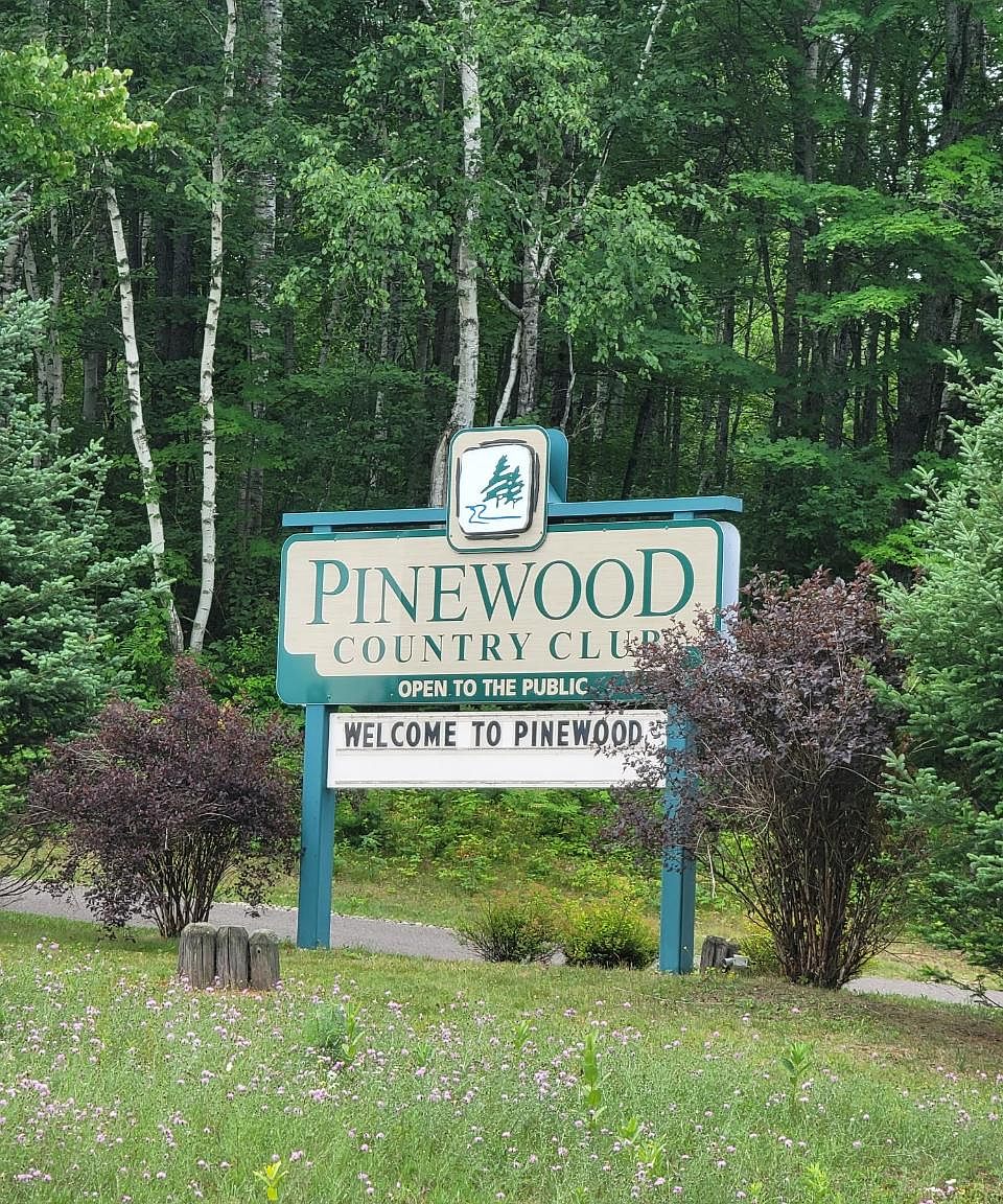 Pinewoods Golf Club - Let's learn about the golf clubs and their