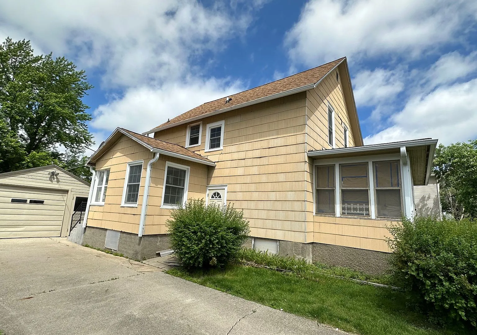 Beautiful 3 Bedroom Rental — Photo 2