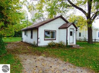 1857 Airway Dr, Mt Pleasant, MI 48858