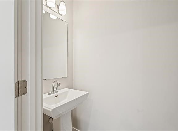3rd image of 18029 Hauser St