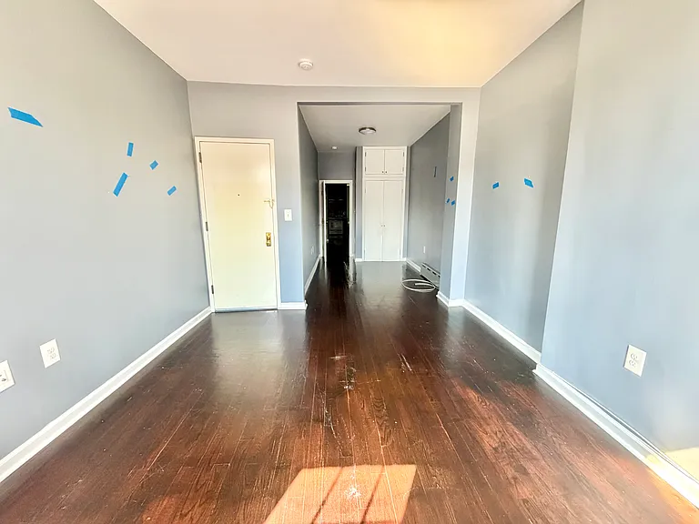 507 Woodward Ave #2R — Photo 3