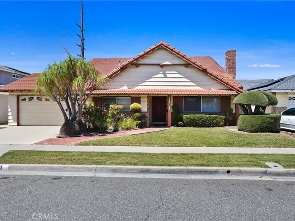 8801 Monterey Cir, Westminster, CA 92683