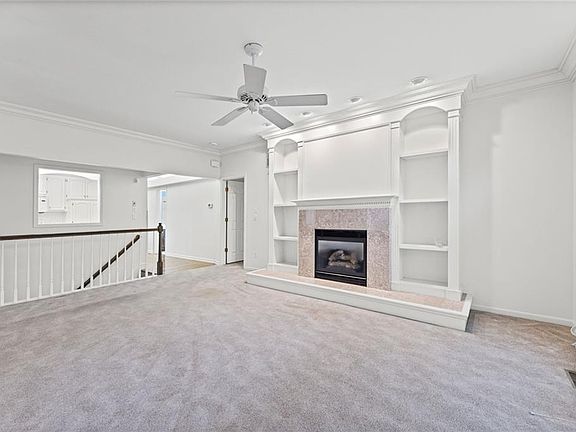 5th image of 200 SE Ridgeview Dr