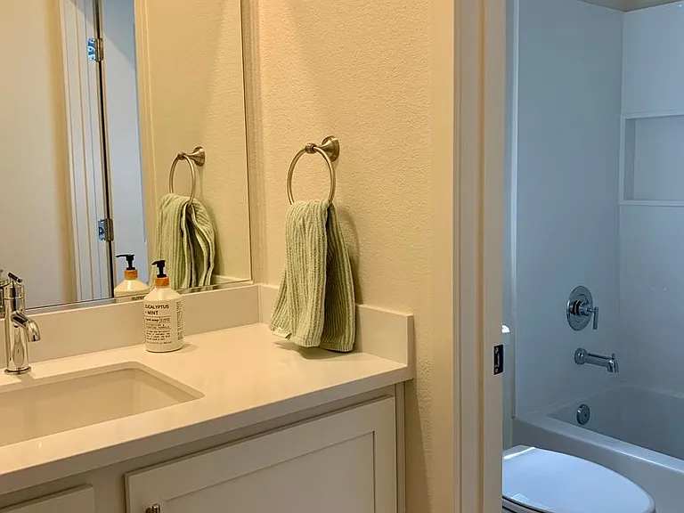 2050 Brighton Dr — Photo 8