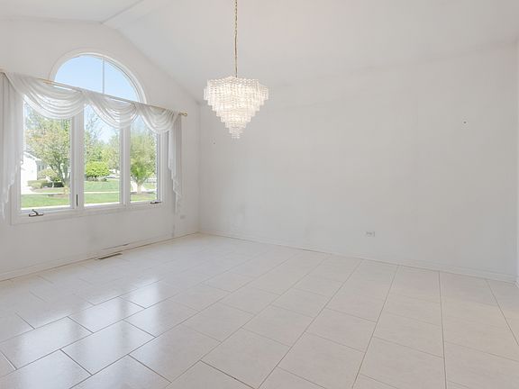 5th image of 16307 Bob White Cir
