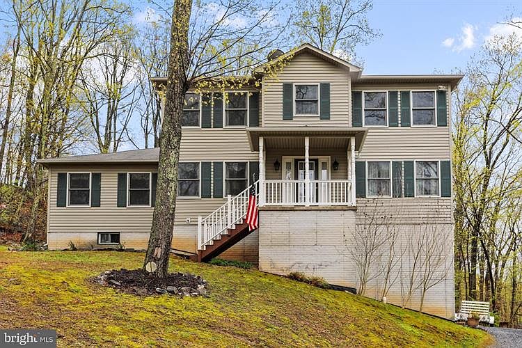 1st image of 76 Jennings Farm Ct