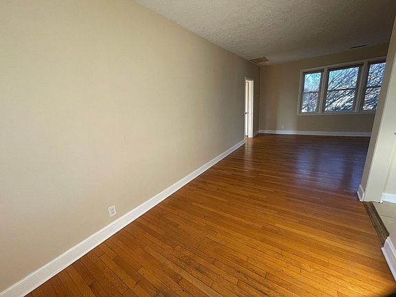 3rd image of 707 N Lafayette St #B8