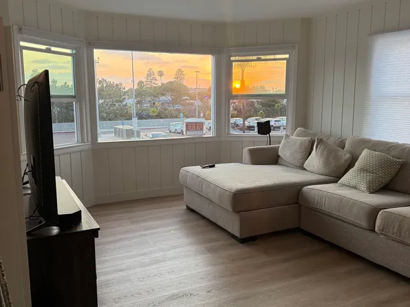 146 N Cedros Ave, Solana Beach, CA 92075