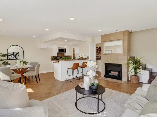 18728 Del Rio Pl Unit 2, Cerritos, CA 90703