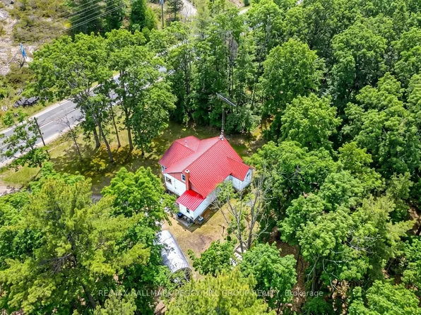 1301 Honey Harbour Rd, Georgian Bay, ON L0K 1S0