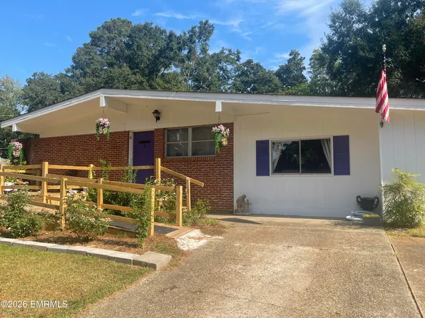3222 46th St, Meridian, MS 39305