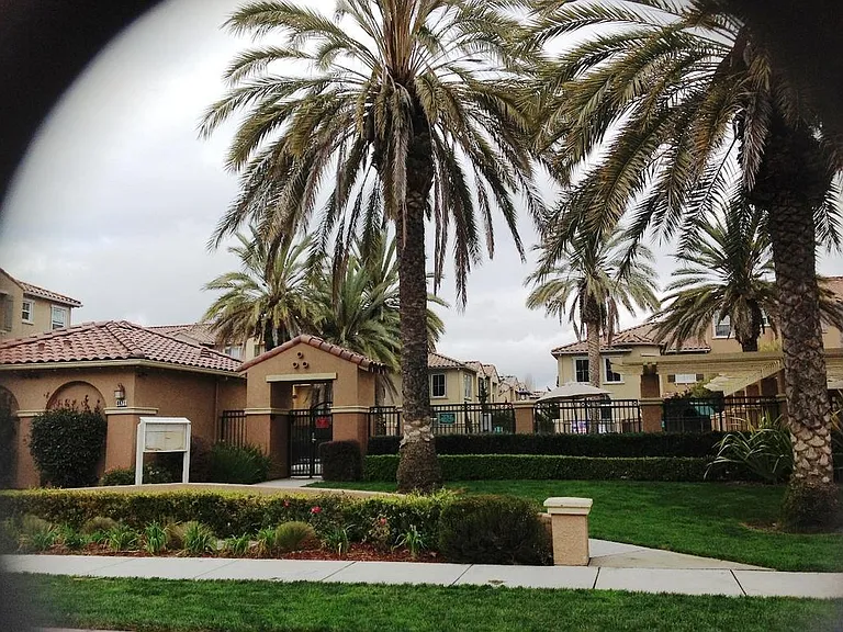 1846 Garzoni Pl — Photo 2