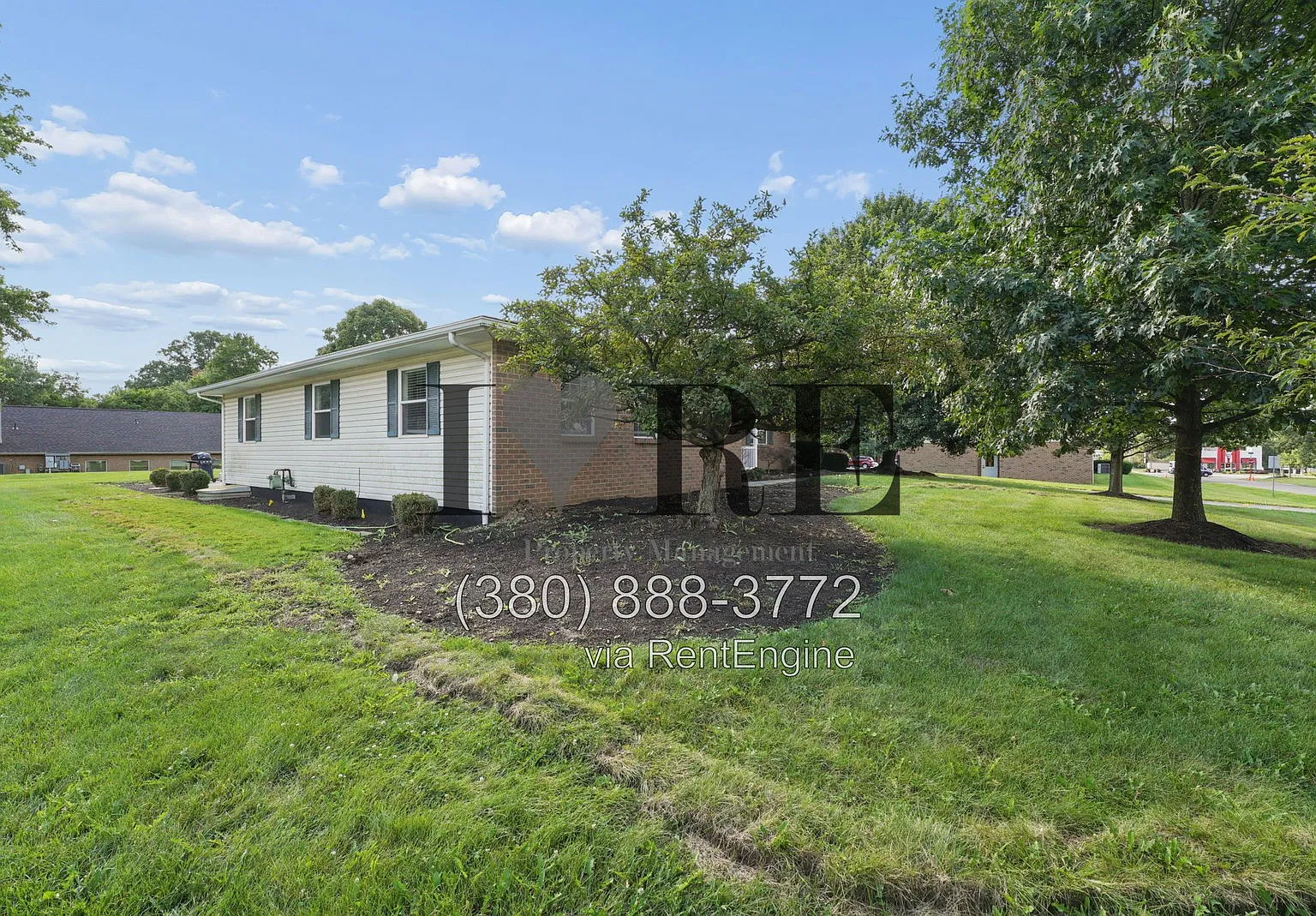 3 bed, 3.0 bath, 3100 sqft, $2,675 — Photo 3