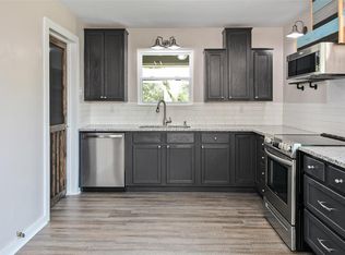210 Lakeview Cir, Eustace, TX 75124