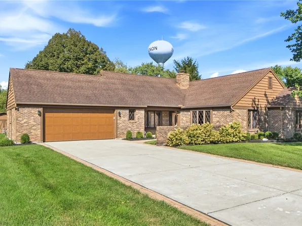 1013 Cardinal Dr, Enon, OH 45323