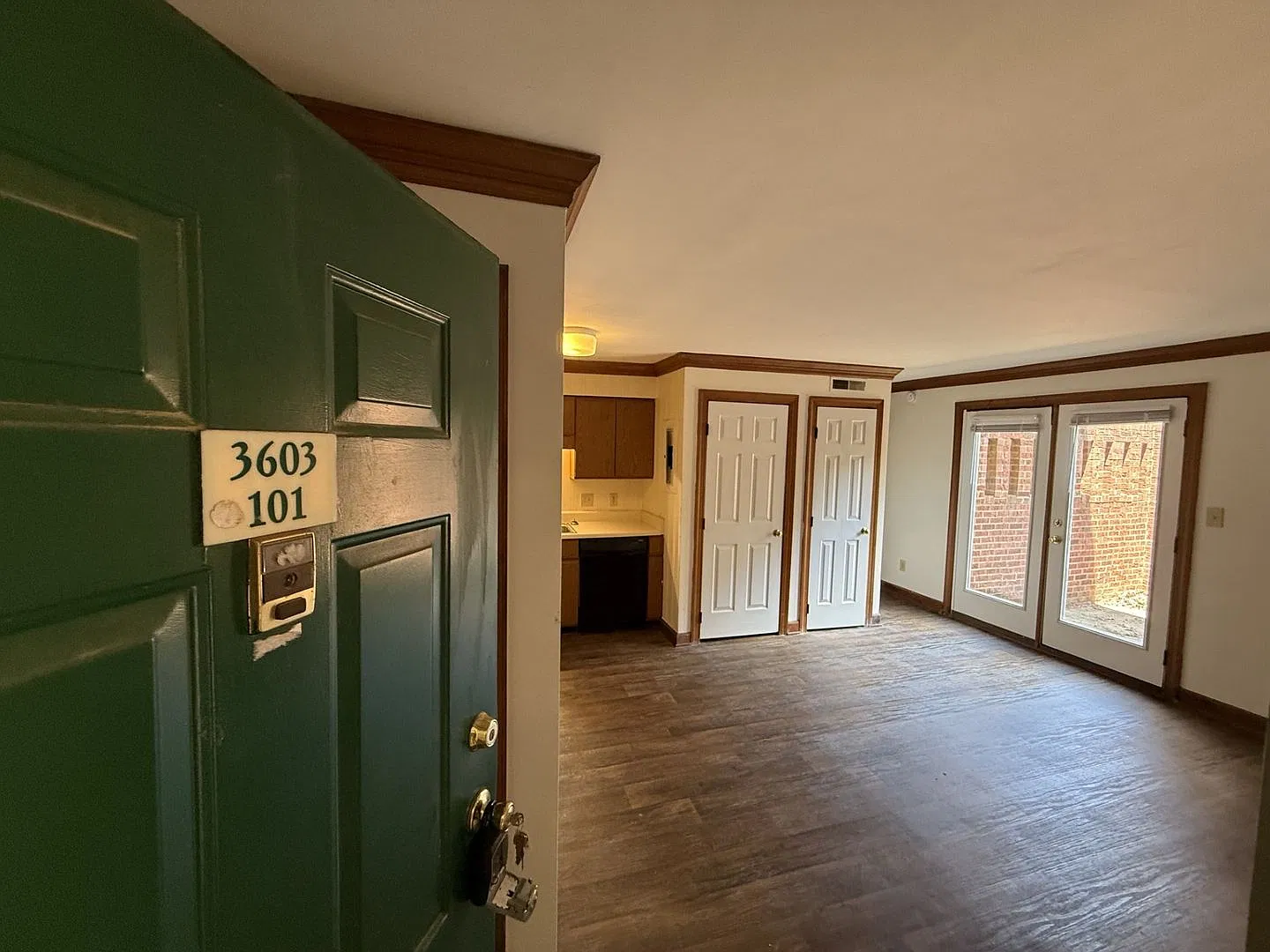 1 Bedroom 1 Bathroom Condo! — Photo 1