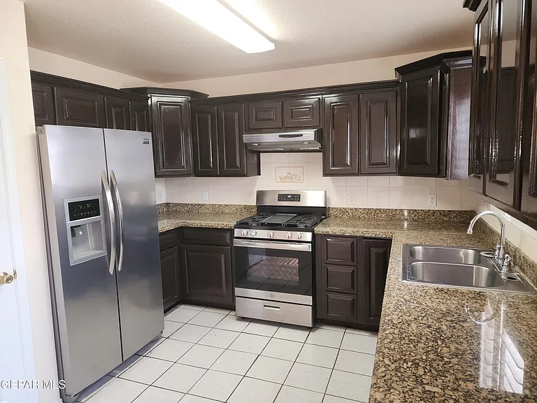 10859 Golden Sands Dr — Photo 5