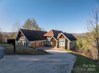 5314 Oak Crest Ln, Lenoir, NC 28645