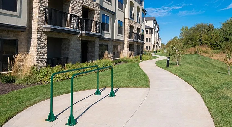 The Villas at Ridgeview Falls Apartments — Photo 26
