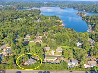 2859 Village Ct, Gainesville, GA