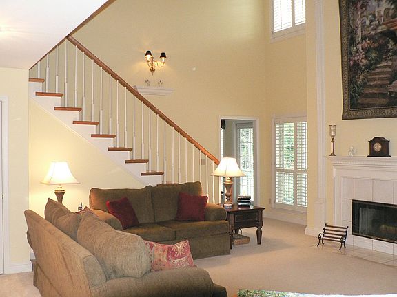Dramatic Family Room