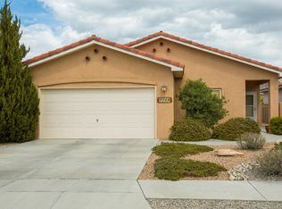 7704 Calle Armonia NE, Albuquerque, NM 87113