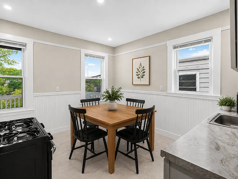 64 Topliff St #3 — Photo 5