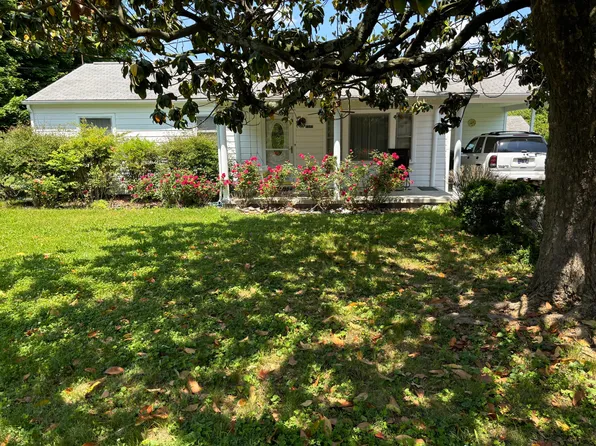 2205 Magnolia Ave, Morristown, TN 37814