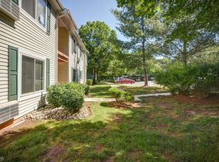 80 Marlowe Ct, Somerset, NJ 08873