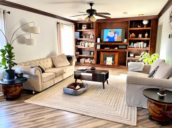 1702 Bivens St, Virginia Beach, VA 23464