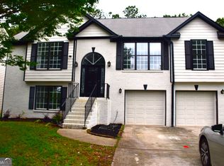 3211 Oaktree Park Dr, Lawrenceville, GA 30044