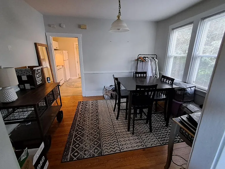 495 Lake St — Photo 4