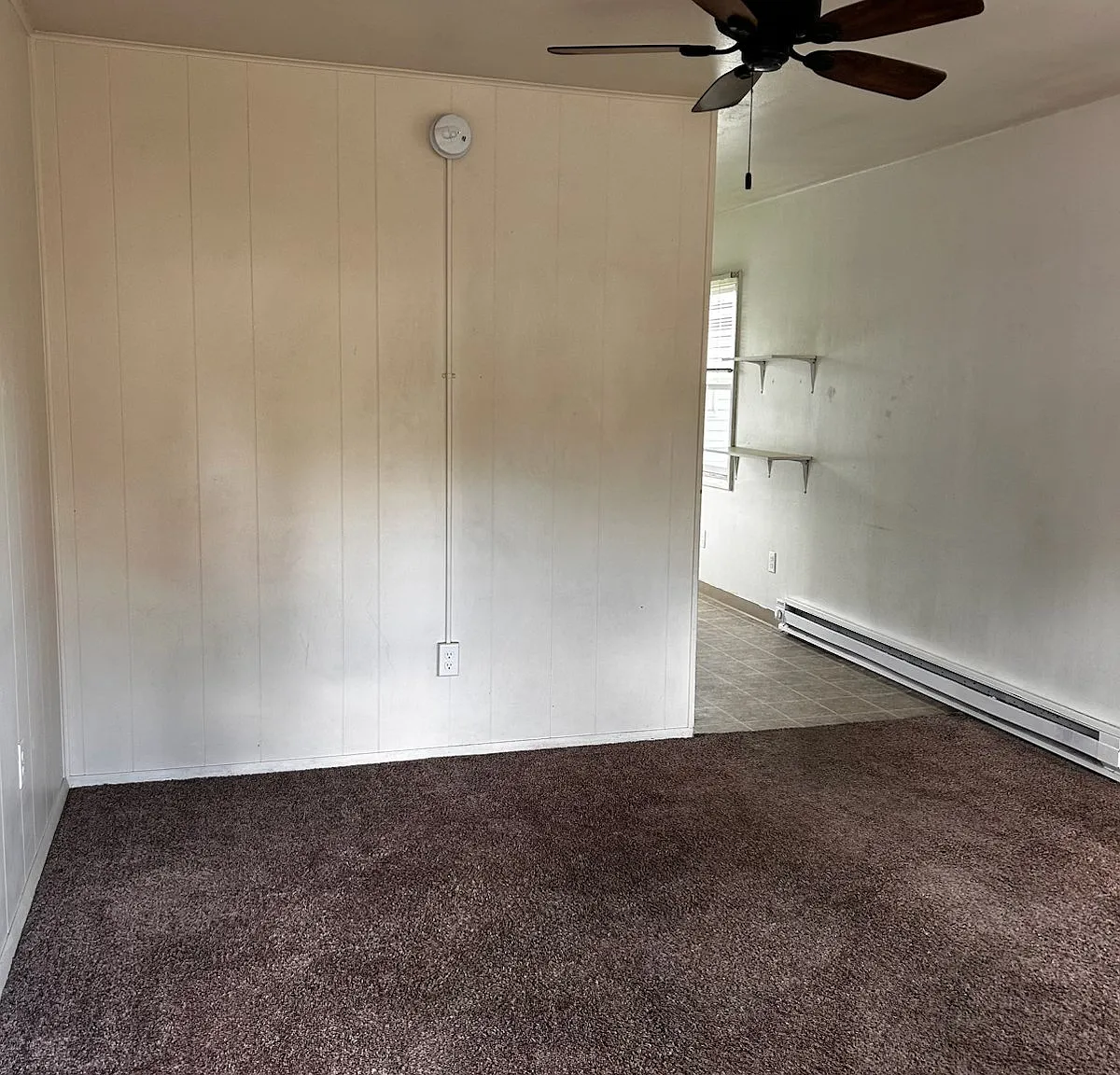 Great Location near U of I and Downtown — Photo 3