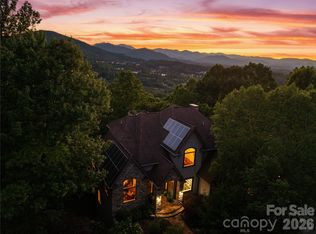 48-56 Chimney Crest Dr, Asheville, NC 28806