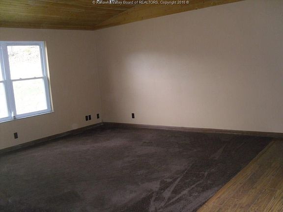5th image of 1096 Hughart Dr