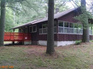 7140 N Amy School Rd, Howard City, MI 49329