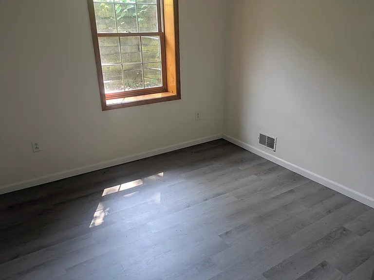 2771 Southlawn St — Photo 15